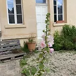 Hotel Tiers Lieu De L'ermitage Versailles